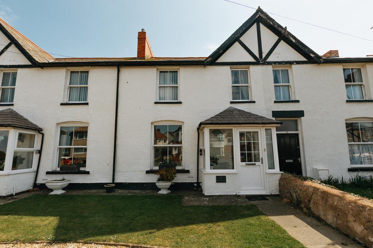 Willow Cottage - Cost 3 Bed Cottage In Penrhyn Bay With Sea Views With Access To Snowdonia Rhos-on-Sea Ngoại thất bức ảnh