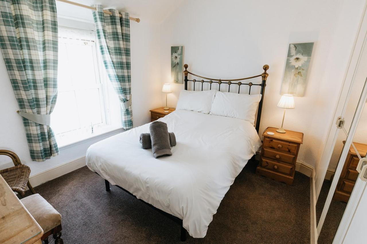 Willow Cottage - Cost 3 Bed Cottage In Penrhyn Bay With Sea Views With Access To Snowdonia Rhos-on-Sea Ngoại thất bức ảnh
