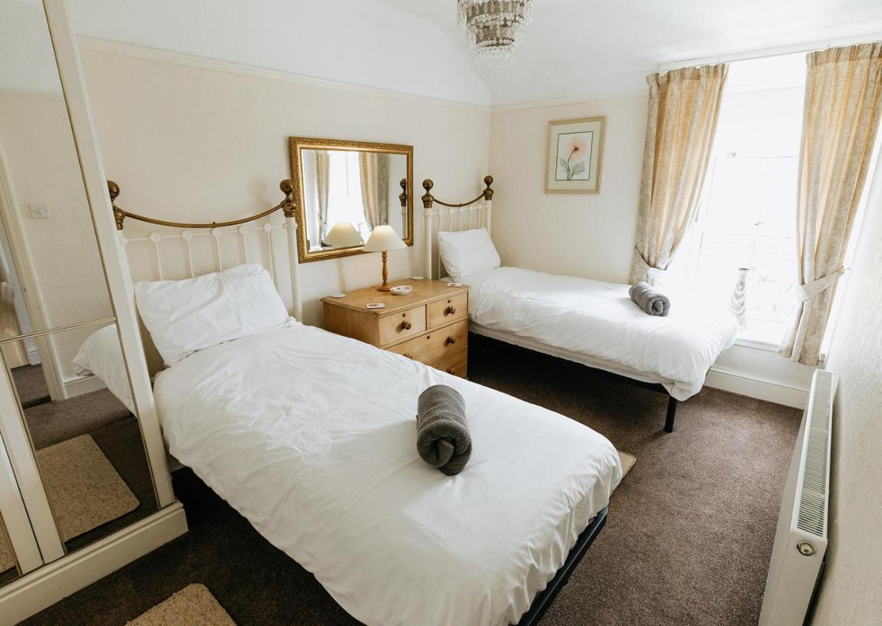 Willow Cottage - Cost 3 Bed Cottage In Penrhyn Bay With Sea Views With Access To Snowdonia Rhos-on-Sea Ngoại thất bức ảnh